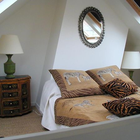 Residence Hoteliere La Marine Combleux Buitenkant foto